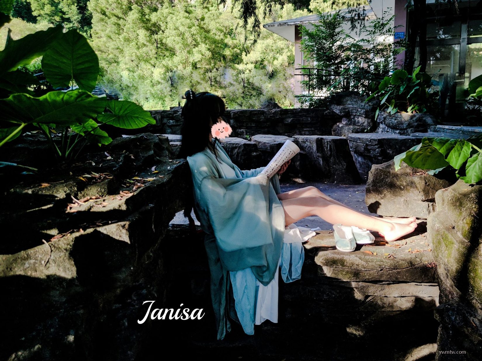 һɢ Ůͼ Janisa պŮд 4ҳ